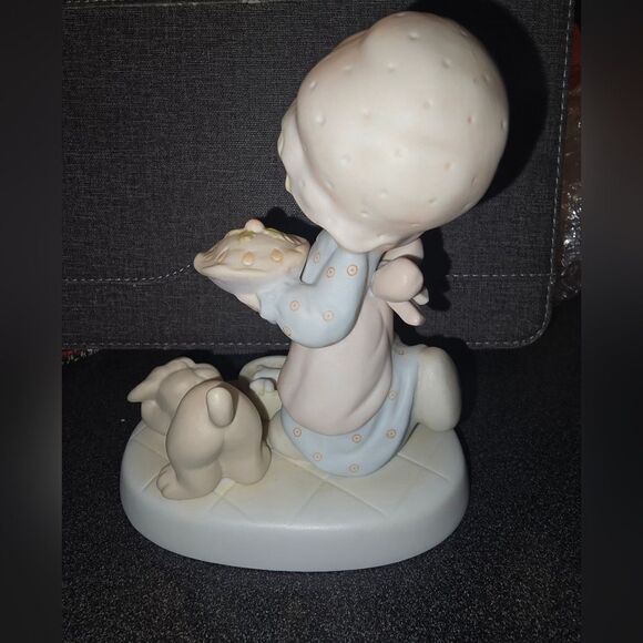 Precious Moments E 2375 Dropping Over for Christmas (HO9) - Picture 3 of 5